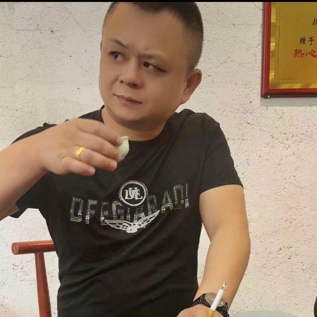 黑桃服装