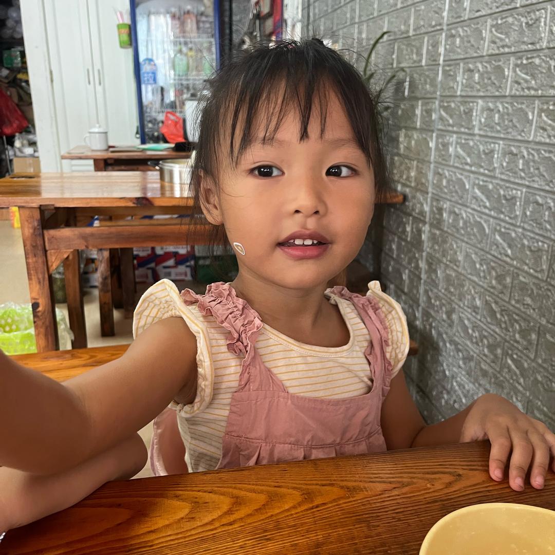 一个小婷婷