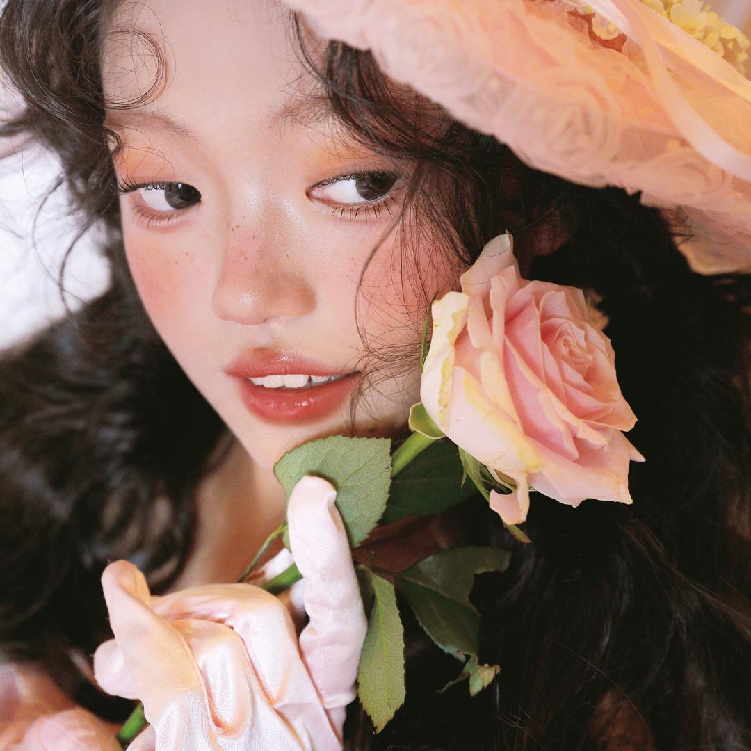 彼岸花开，旧人已逝