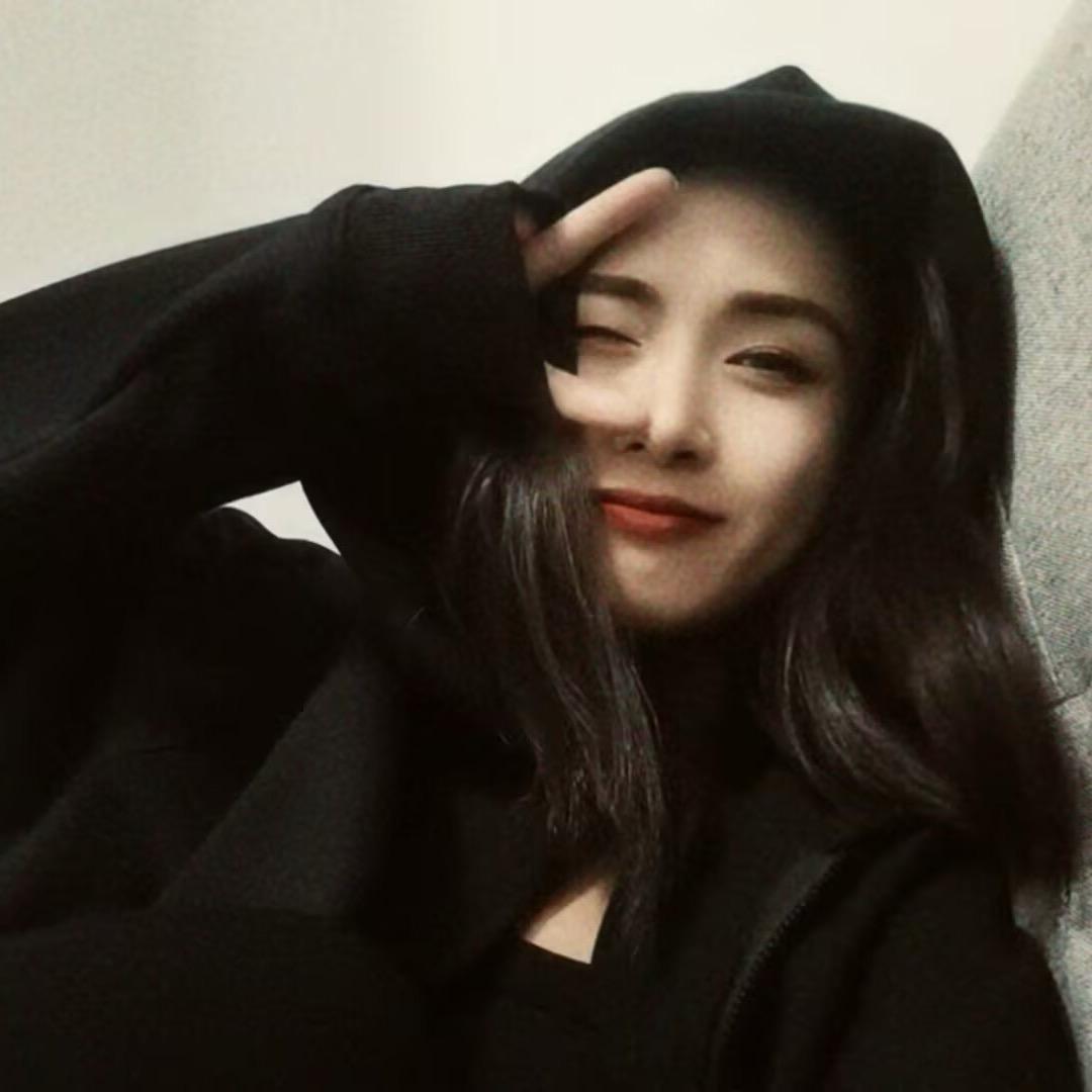 小W