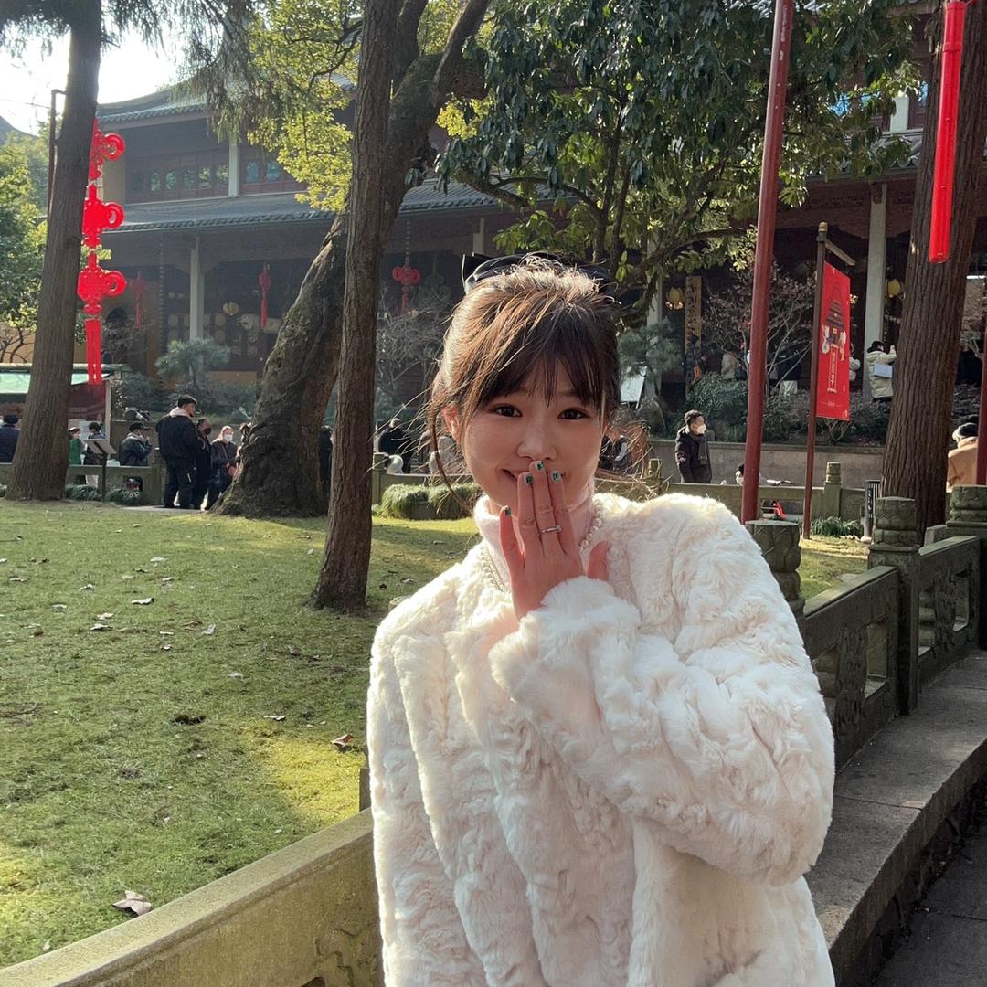 主持人鹿队长✨