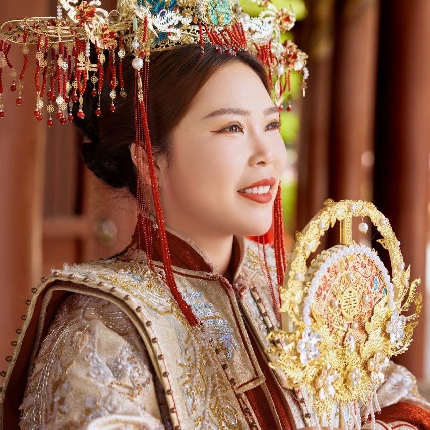 ╭╯一杯浊酒敬余生╰