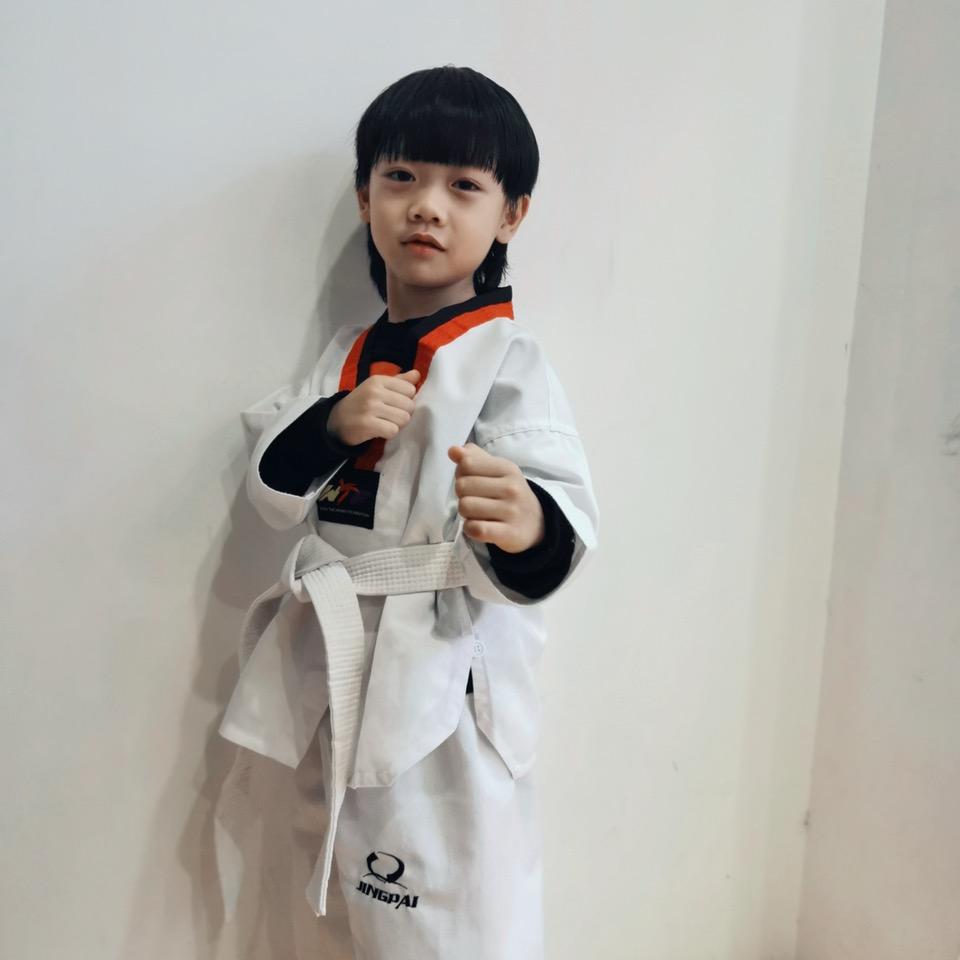 旋风小子——黄健