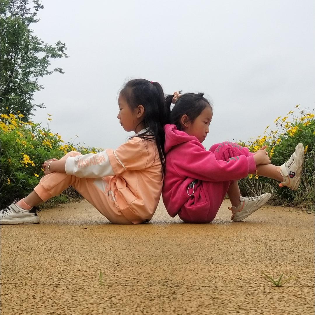 袁小袁