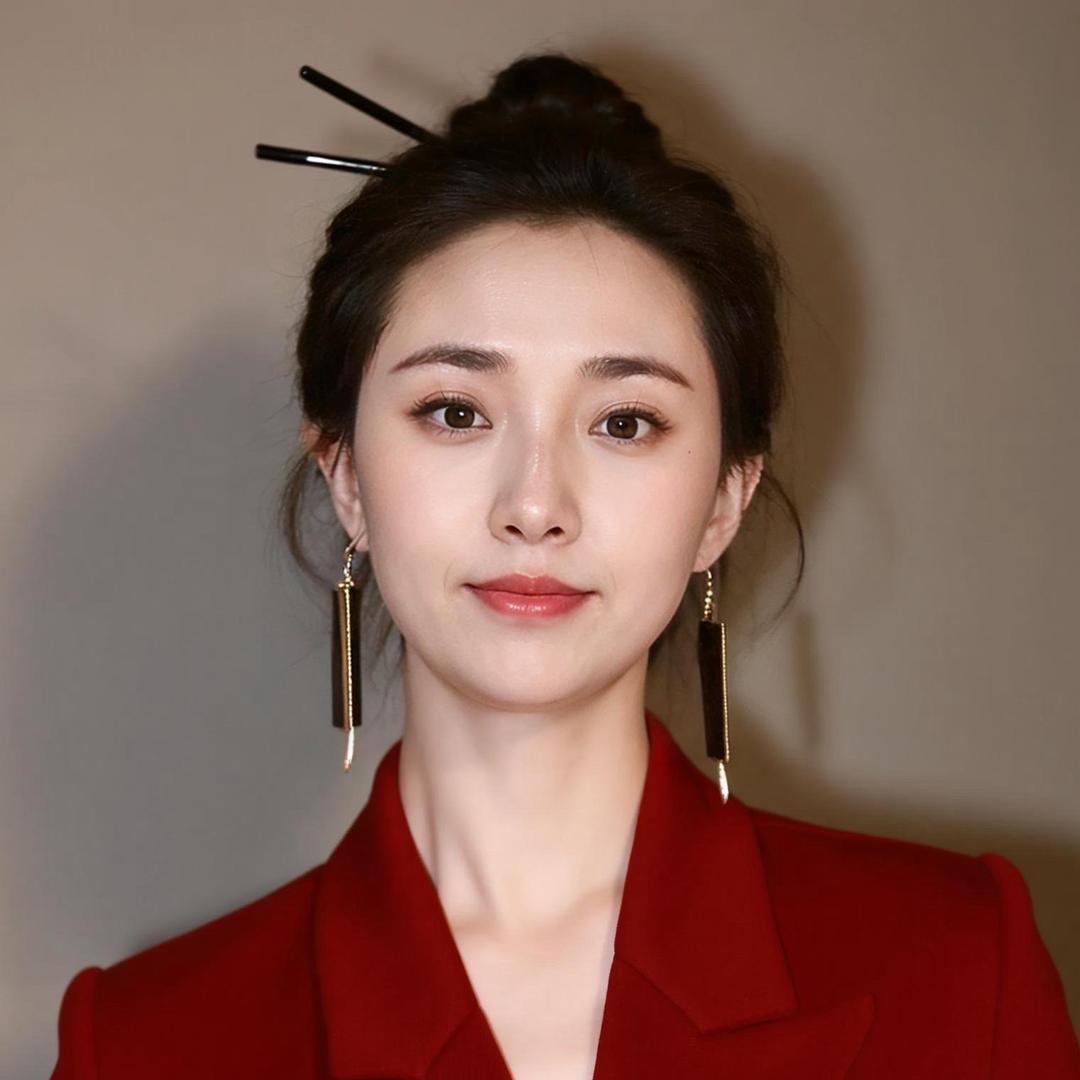 彩彩