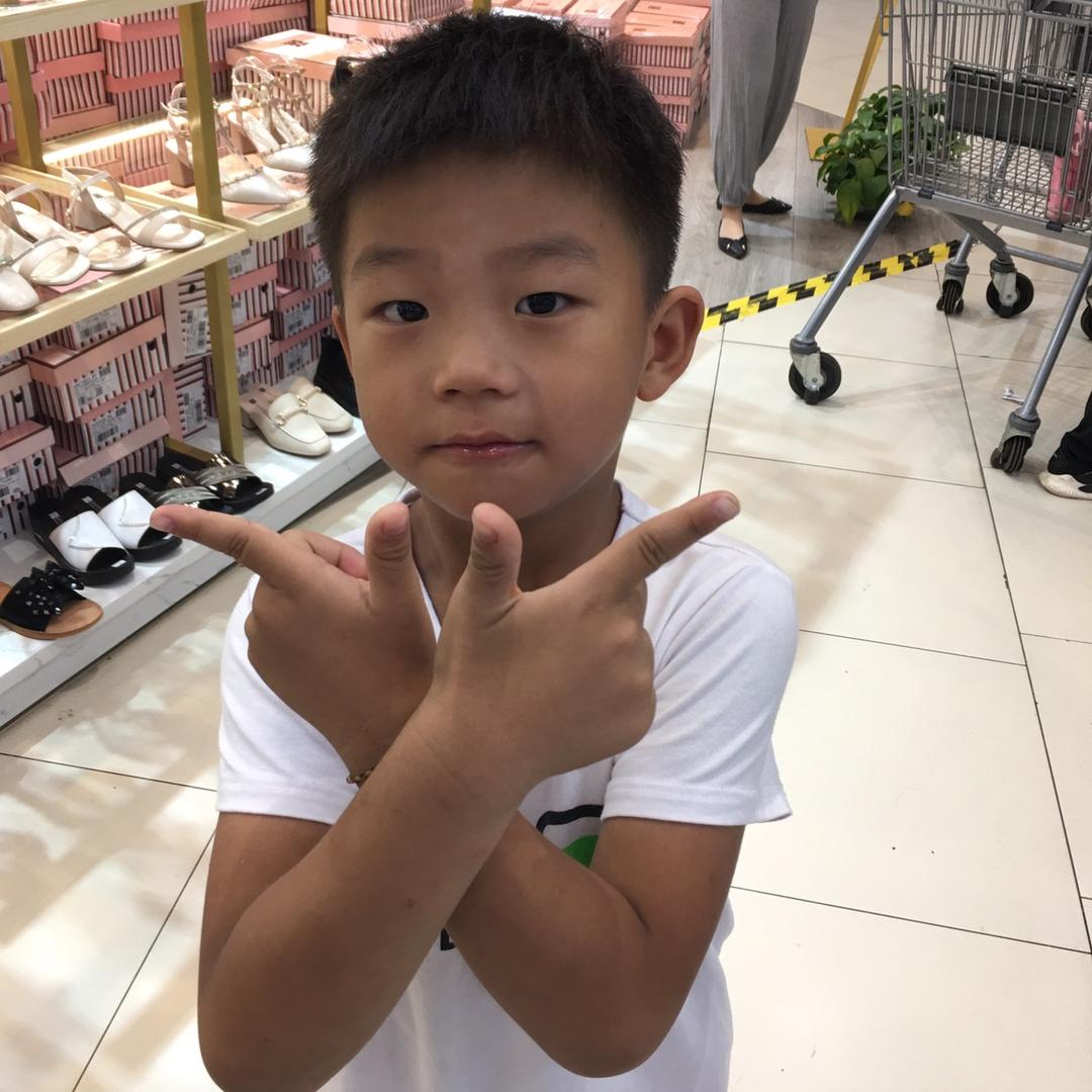 康爸头像
