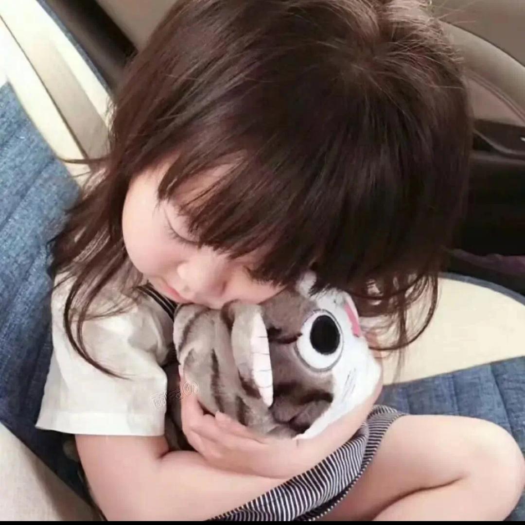 恩恩.