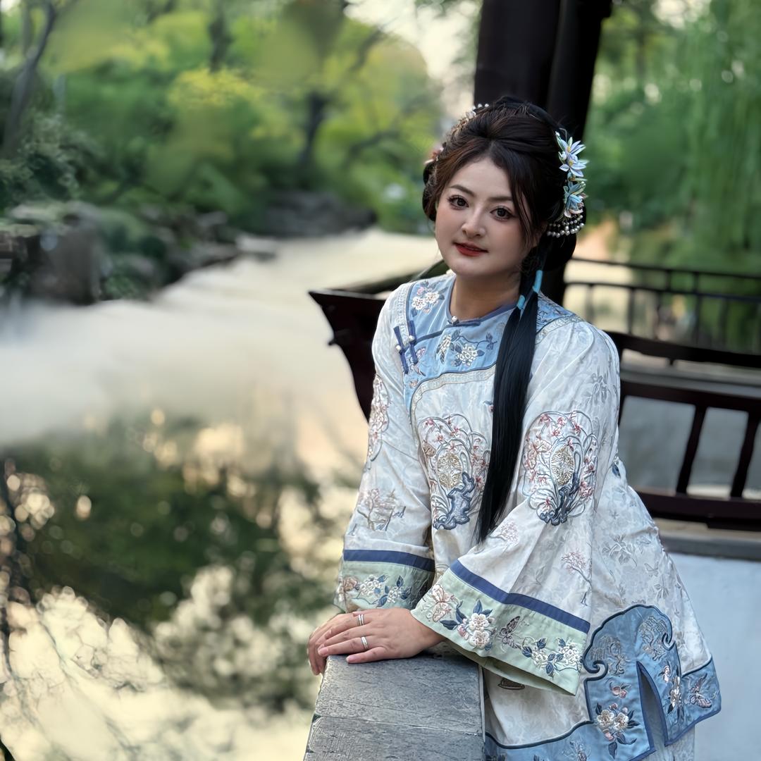 果果家礼服馆——夏夏