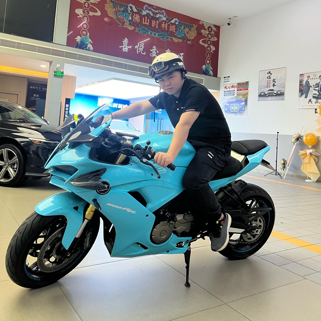 时利诚销售 泽轩