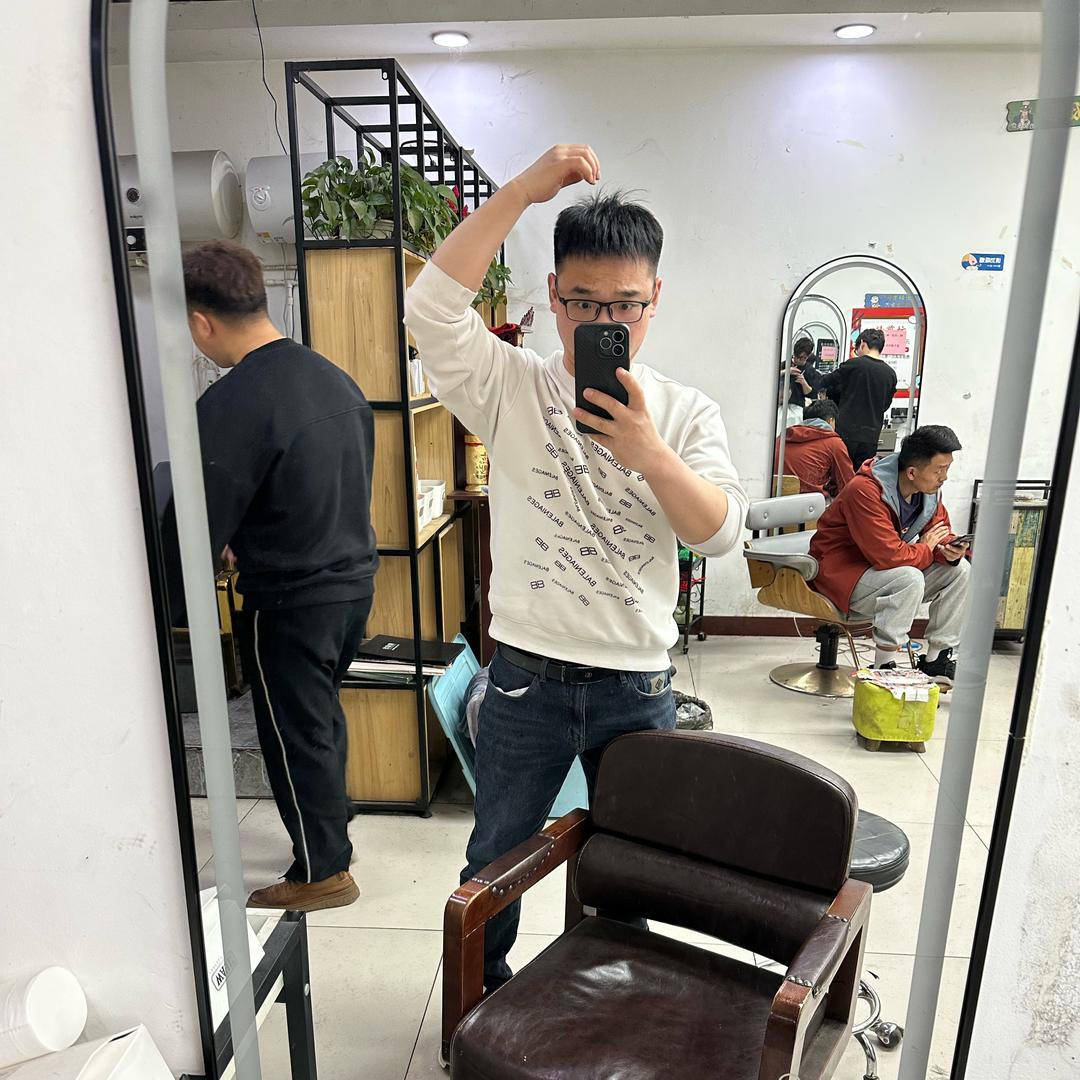 超级俗er🎶