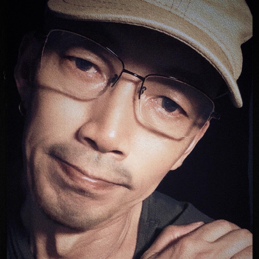 帅帅的小老头