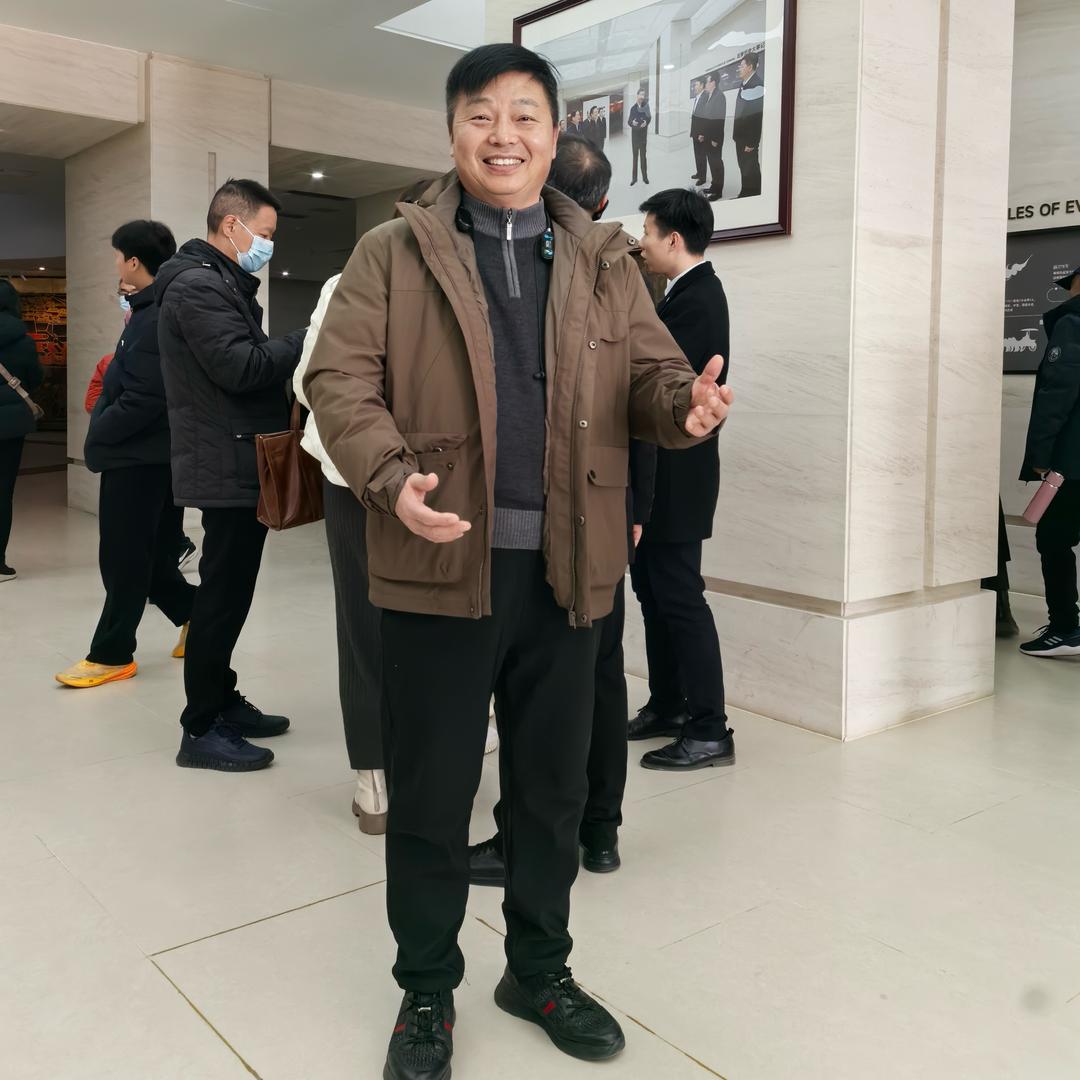 简单爱唱歌