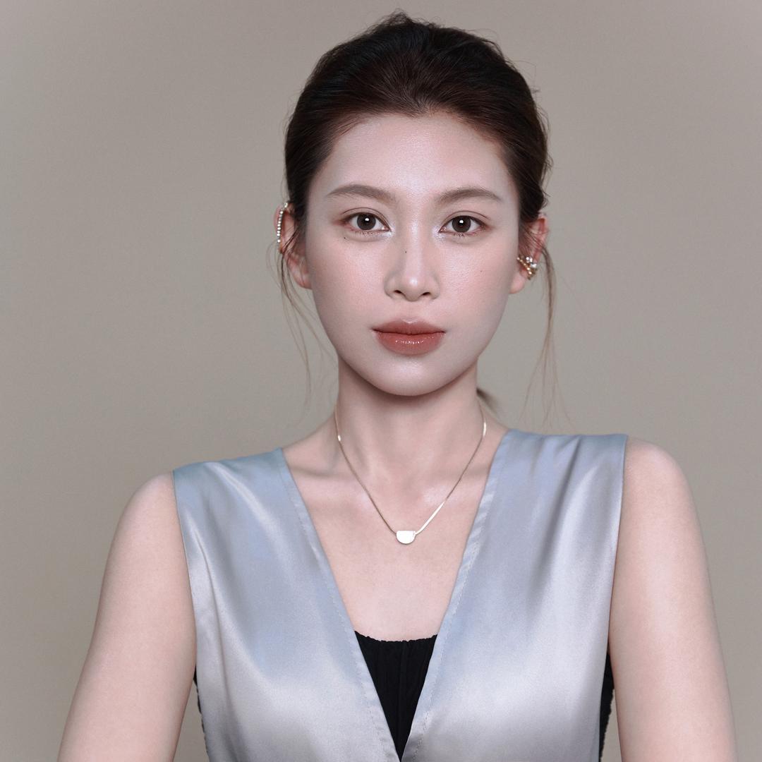 支呜珠珠头像
