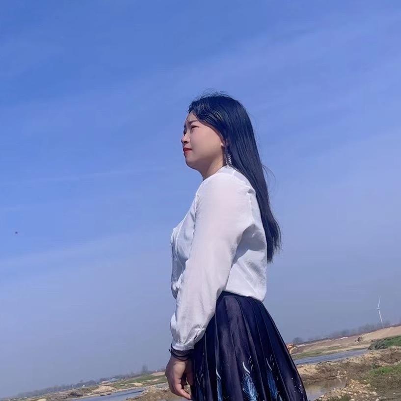 雯雯☘️