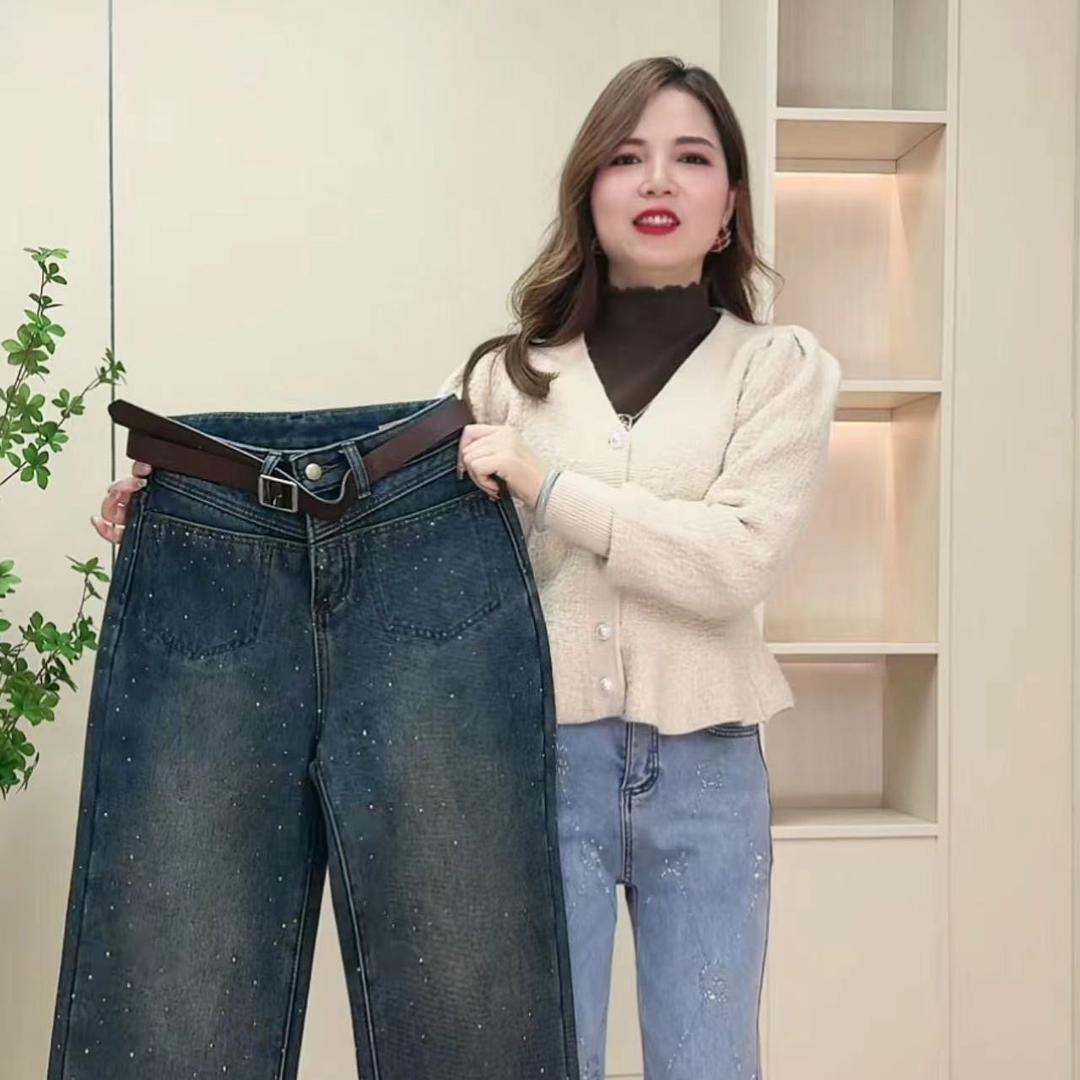 平平女装牛仔服饰