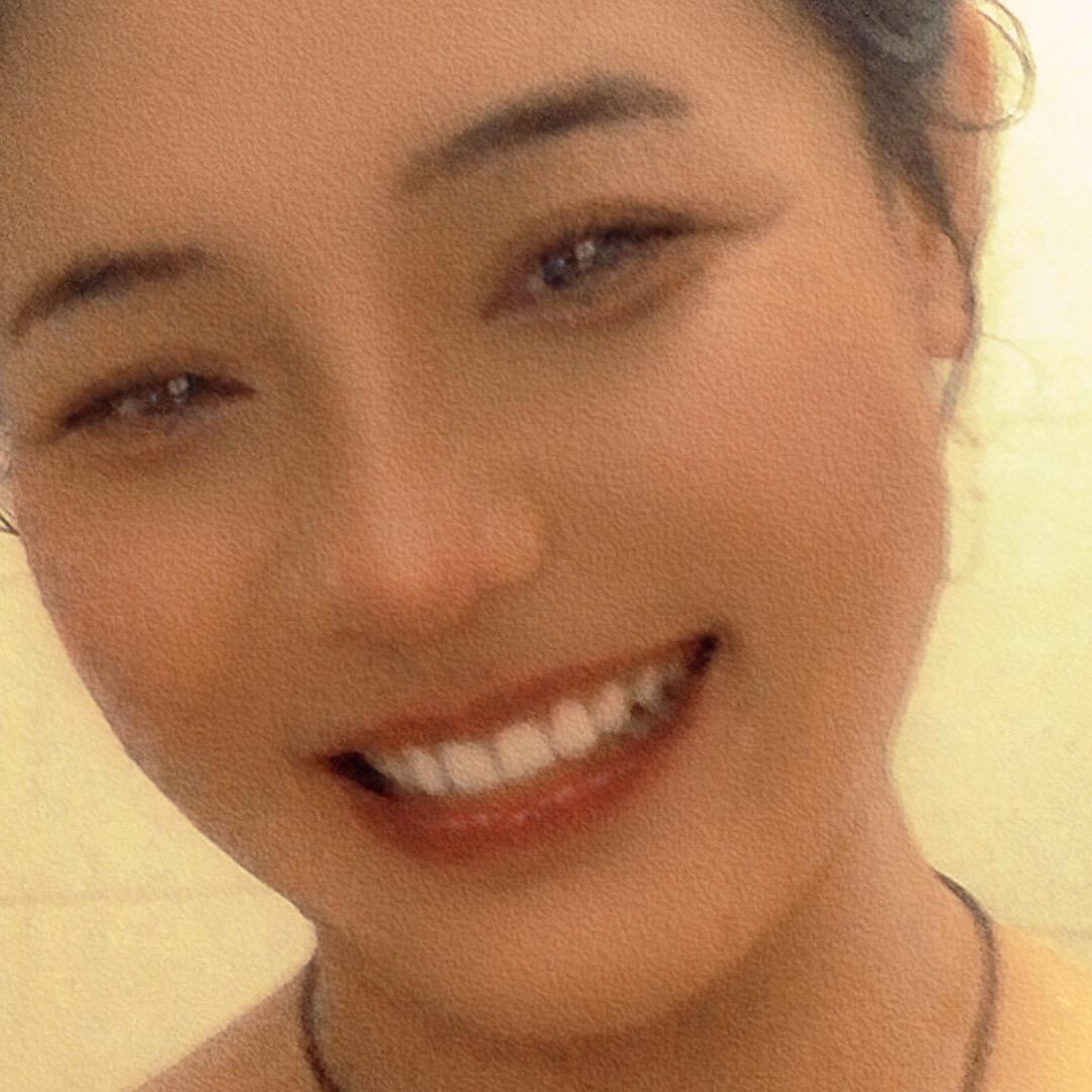 睫毛上的泪珠