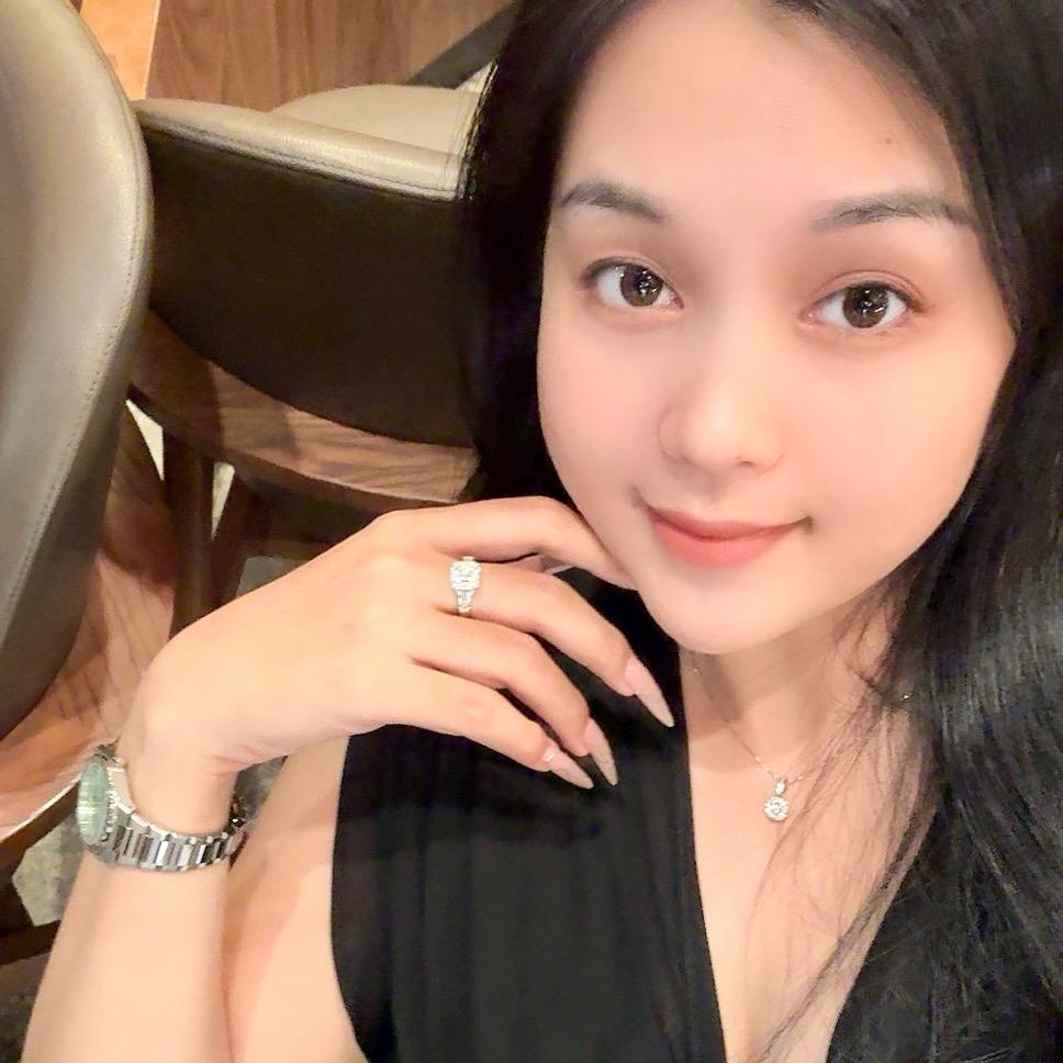 @丹爱喝冰拿铁