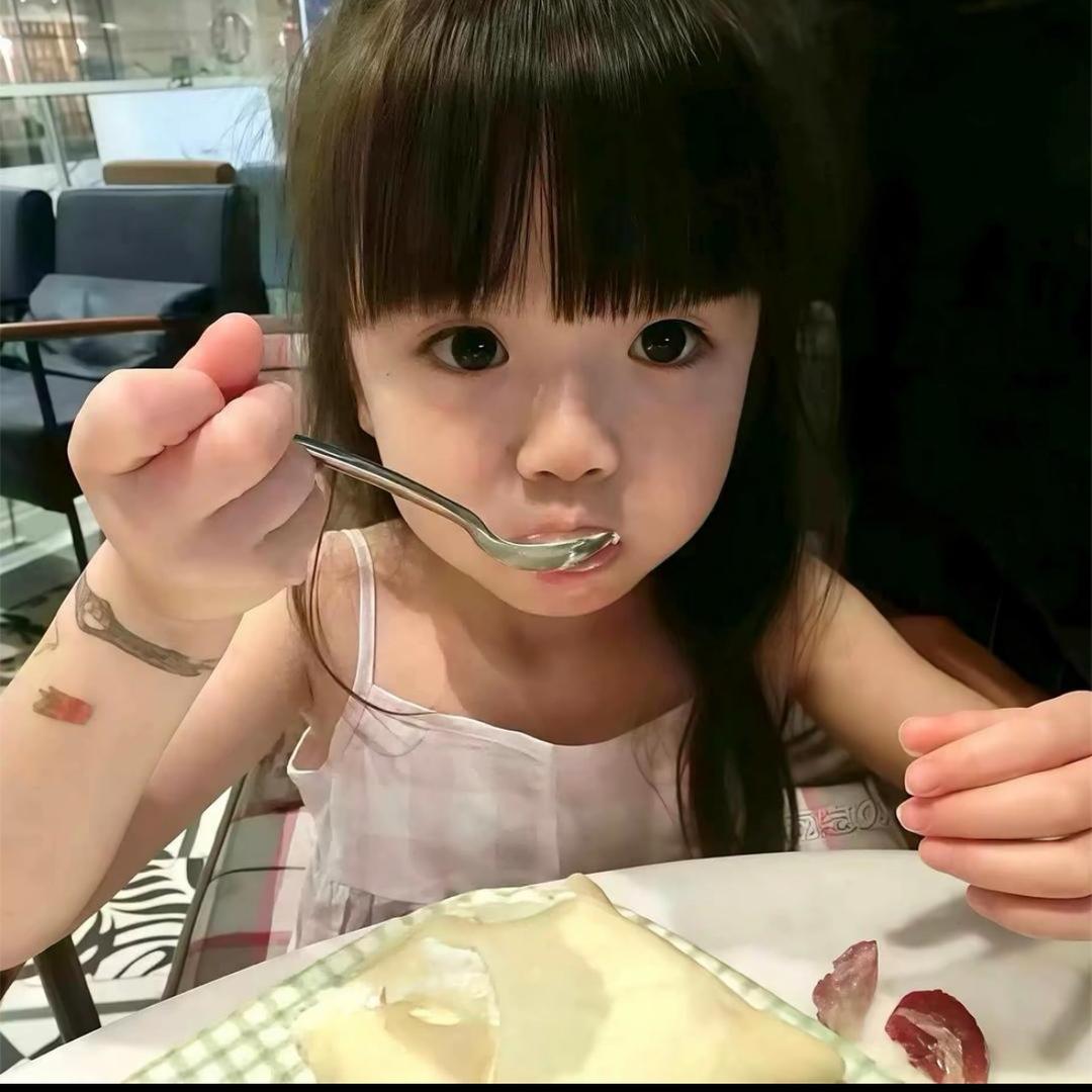 吴嘻嘻