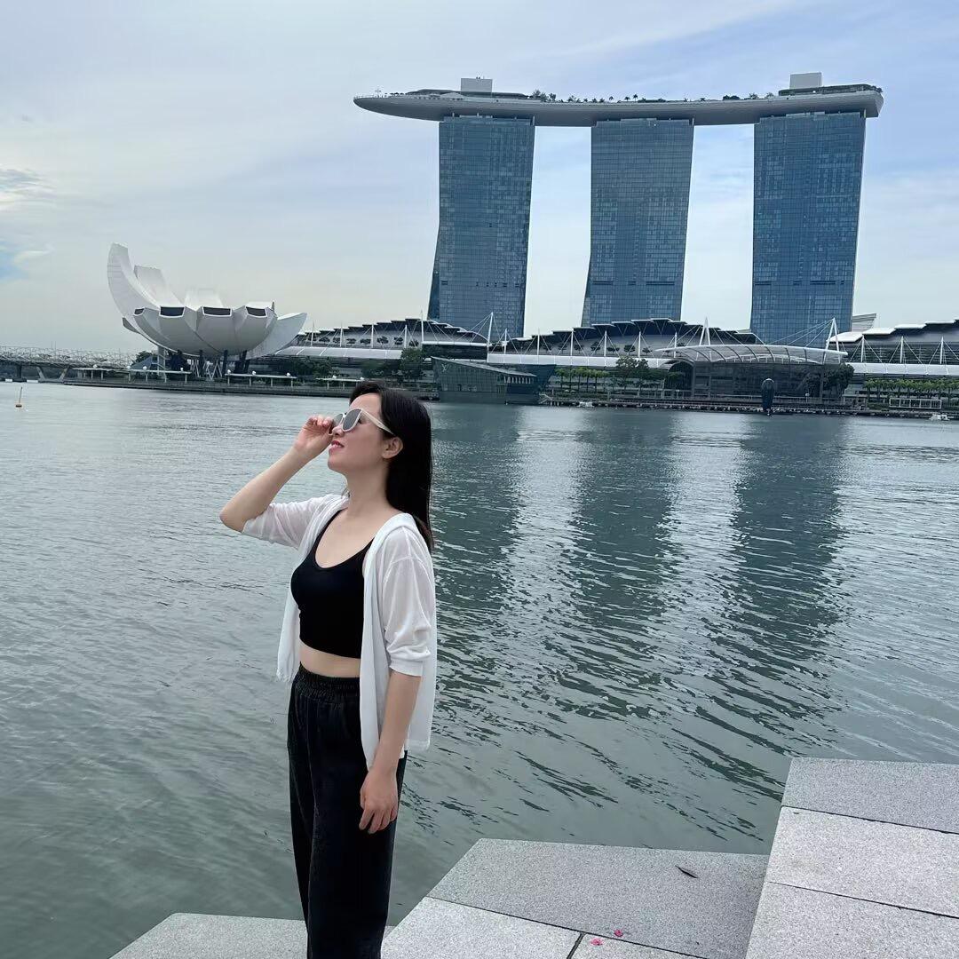 丽丽