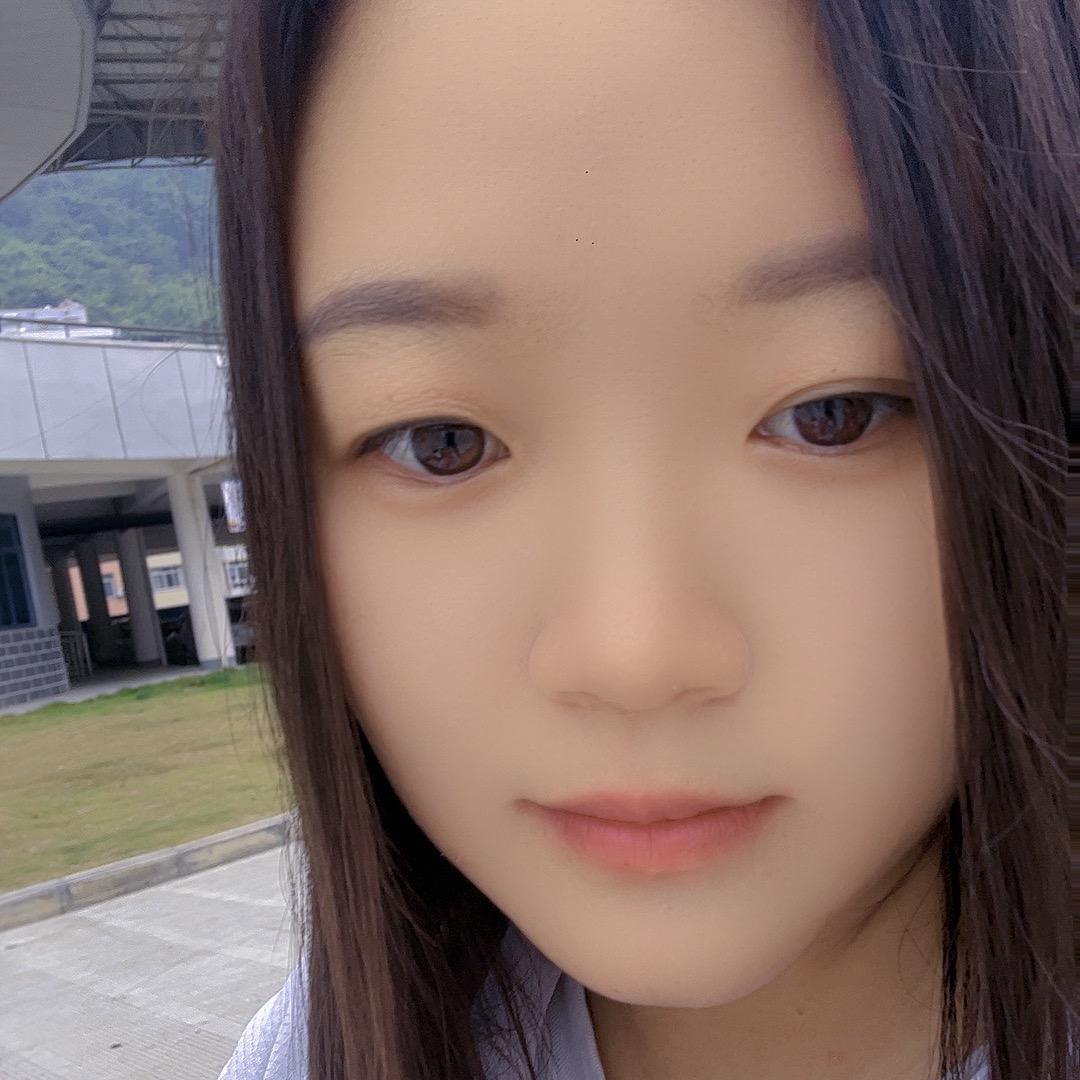 麦小蓝瓶的老板娘