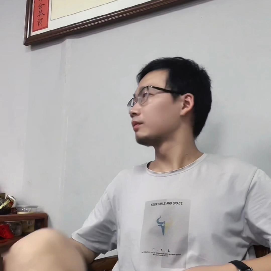 做五金弹簧制品的黄生
