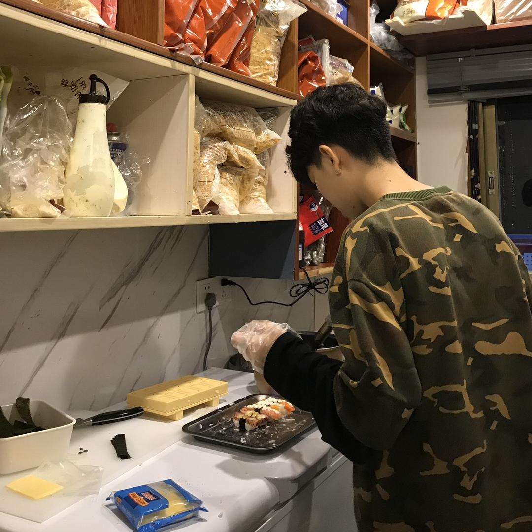 不爱吃香菜—