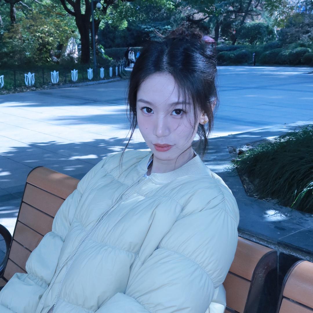 源源不吃鸡蛋.