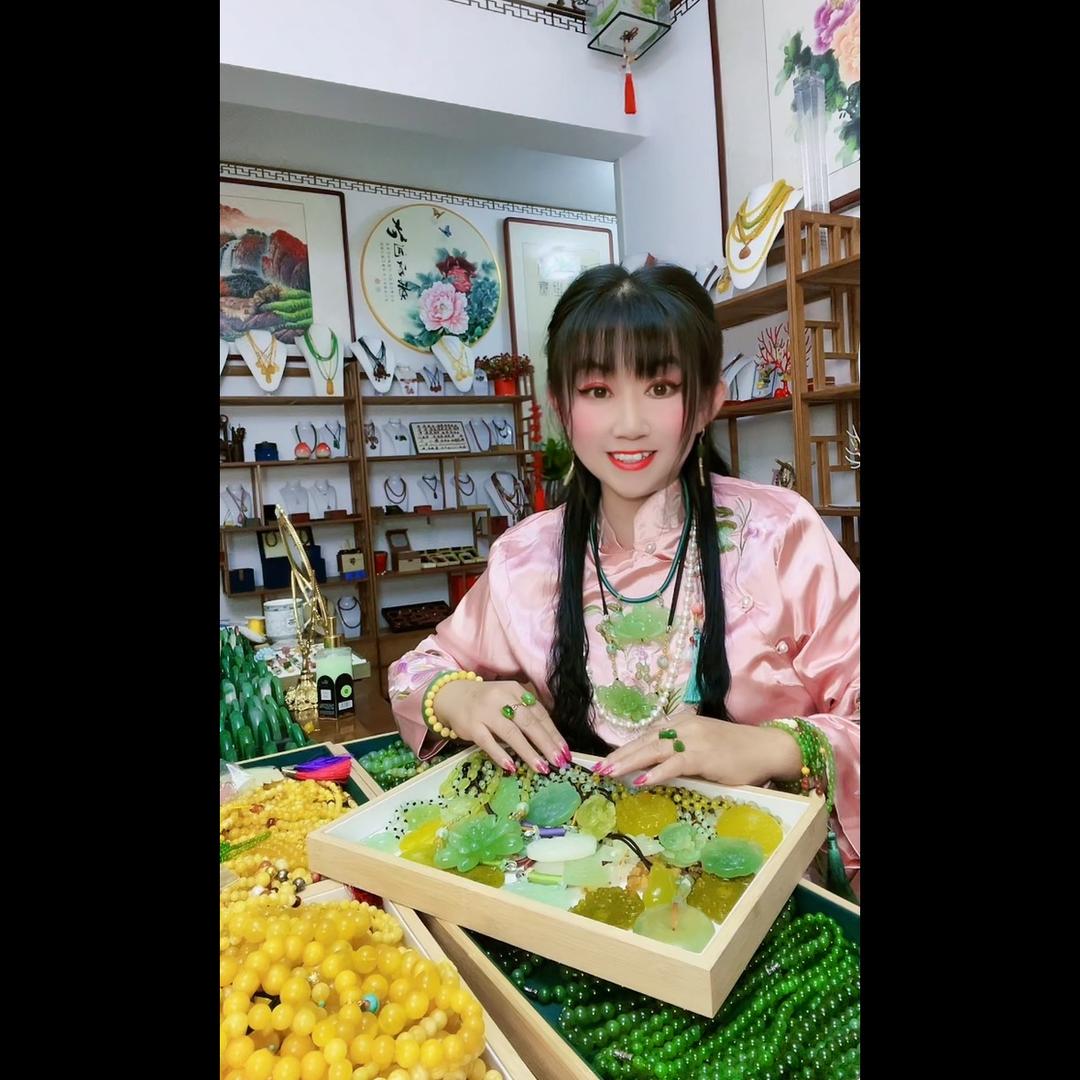 诸城市煌典珠宝店