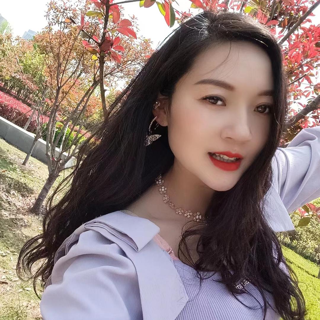 莹莹