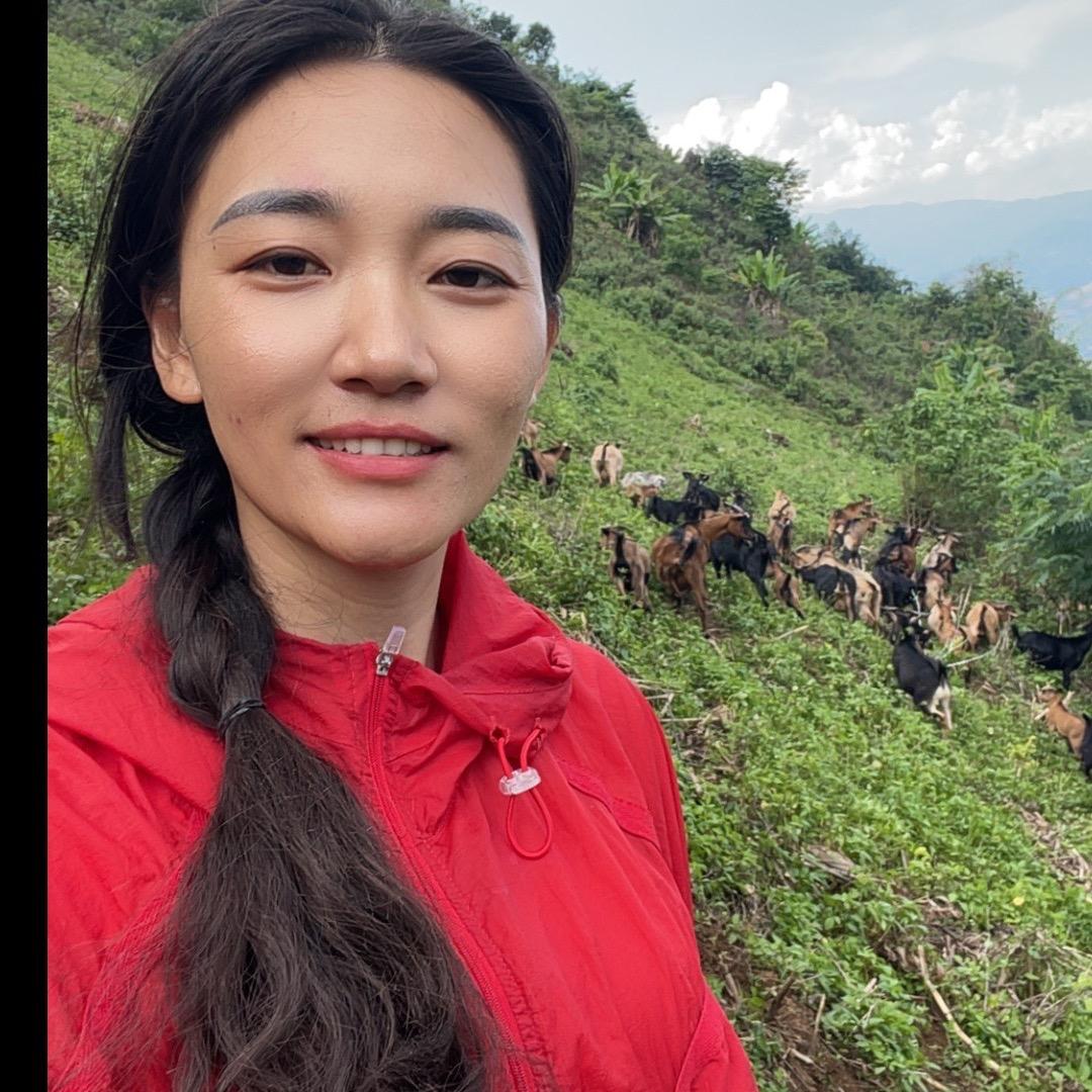 农村小黑妹