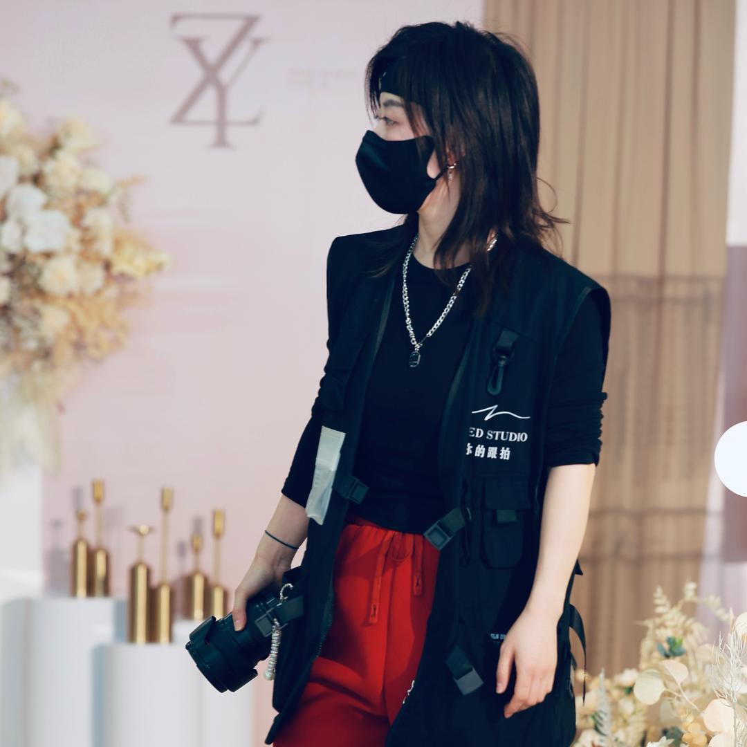 女摄July（你的跟拍📸）