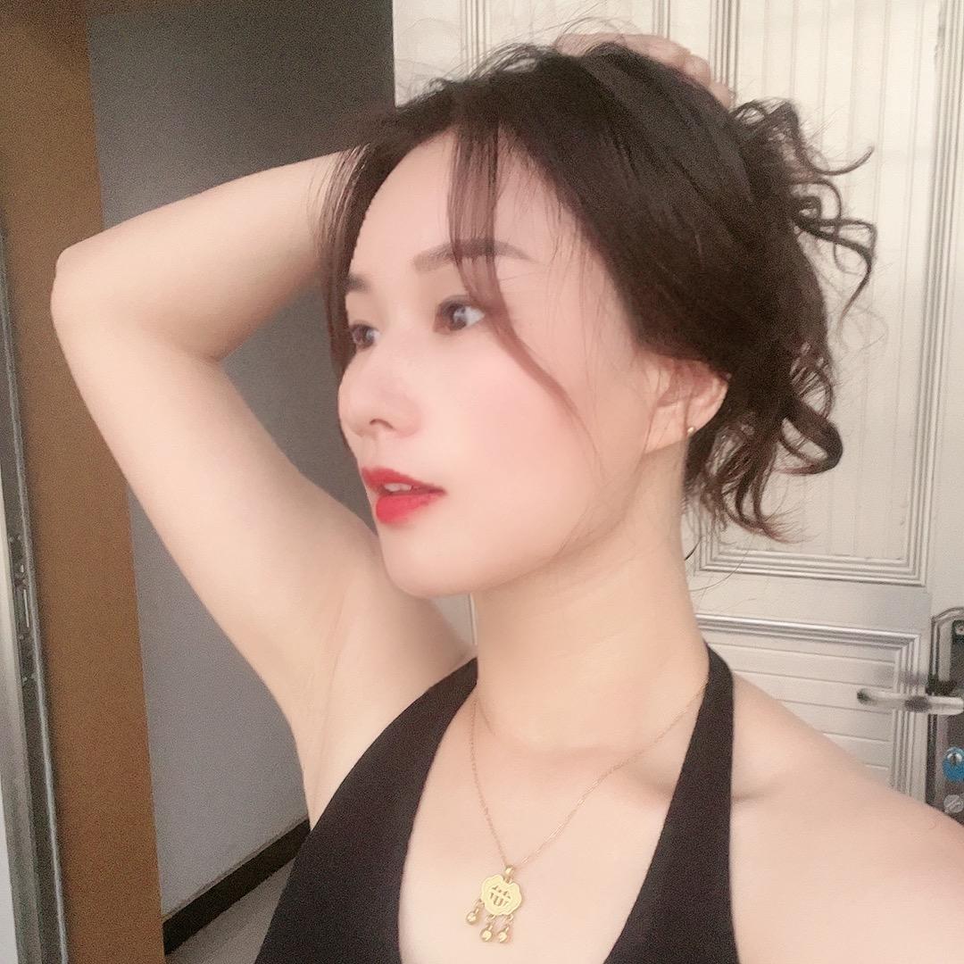 🦋凤凤✨做你的女王✨