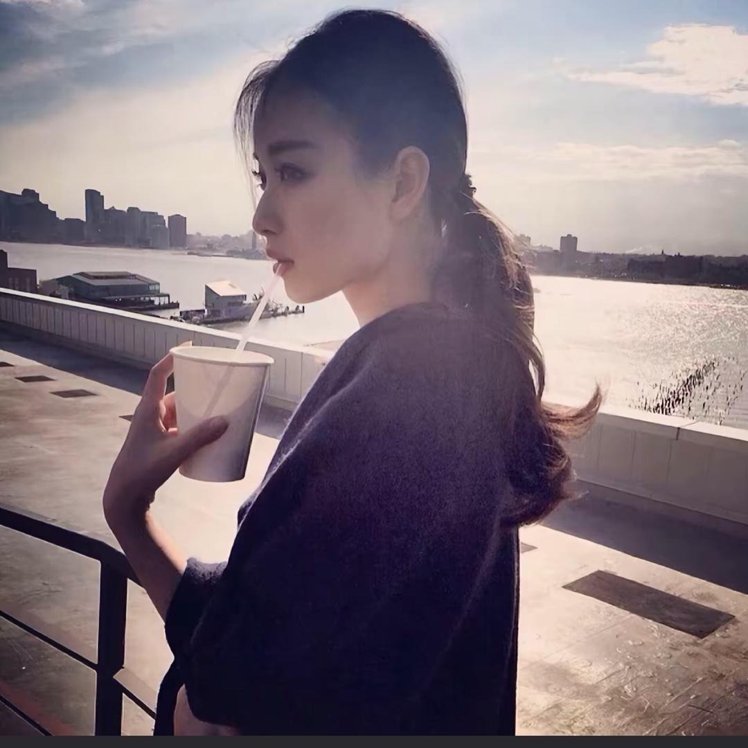 于雯-
