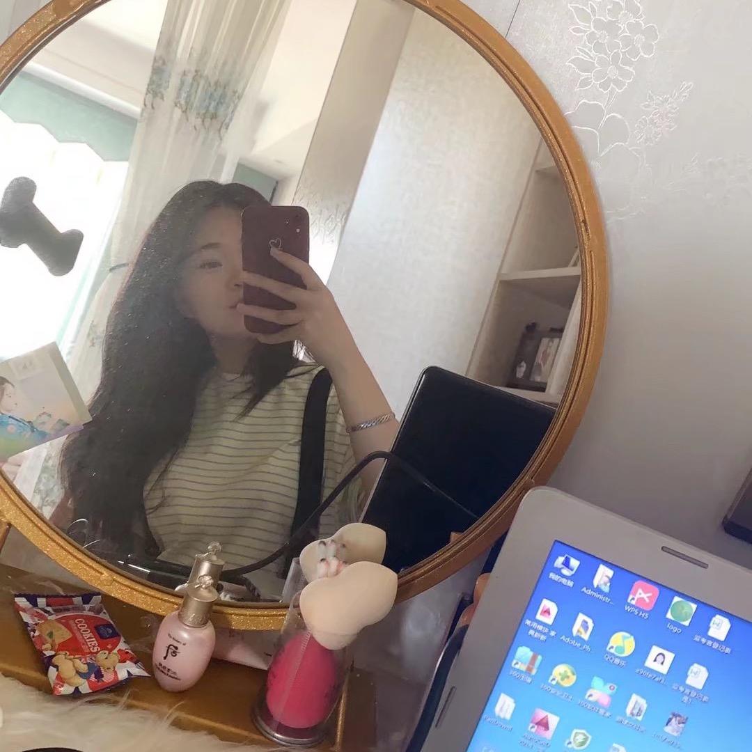 会飞的小花