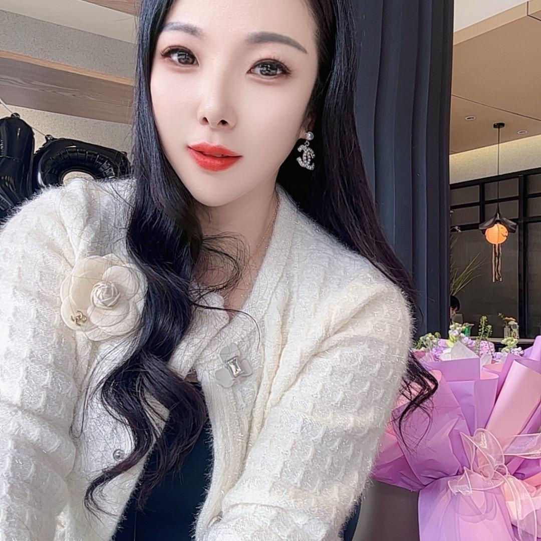 Wanᴗg·ᰔᩚ  王·