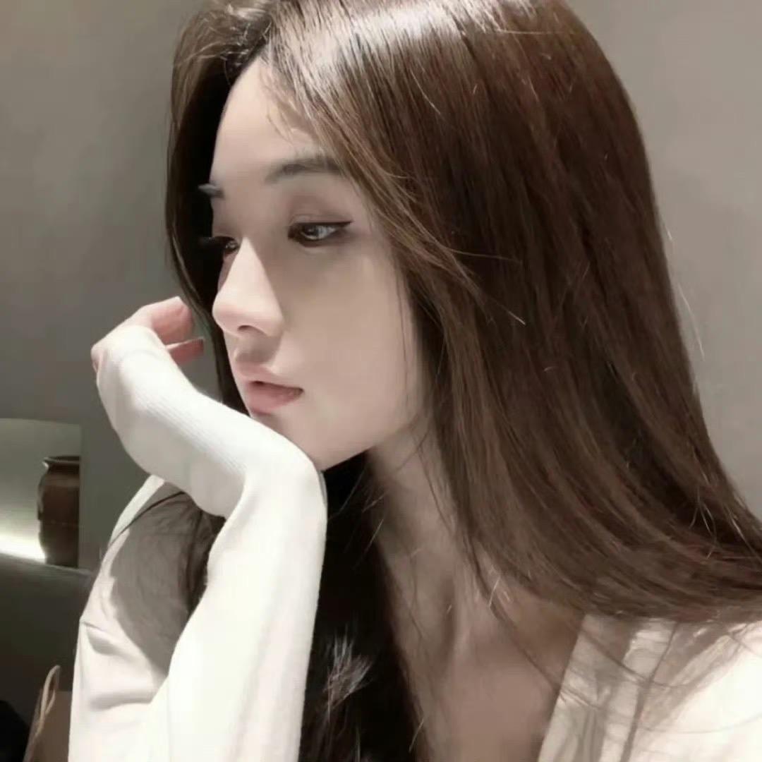 @泡芙婉儿