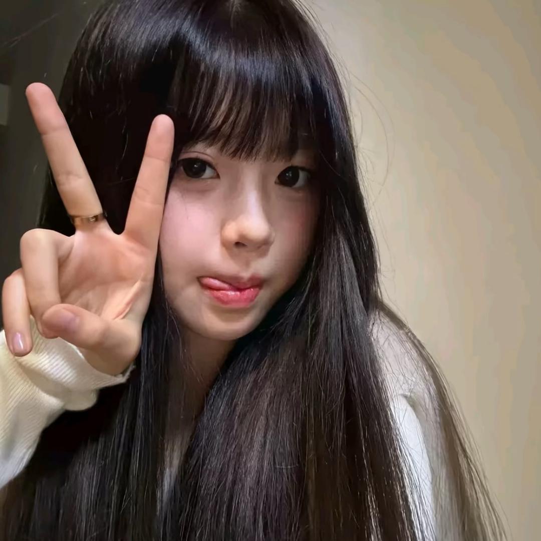 媚眼抛给瞎子看