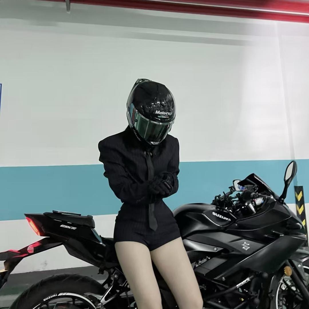 昆山旭越驾校教练-张张