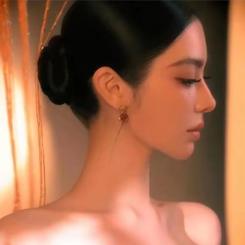 （麻糍西施）嬛嬛🍇