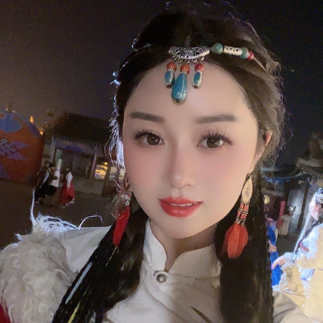金寨芊一小屋女装服饰