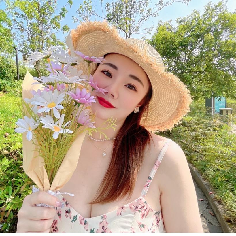 安岳最疯女老板