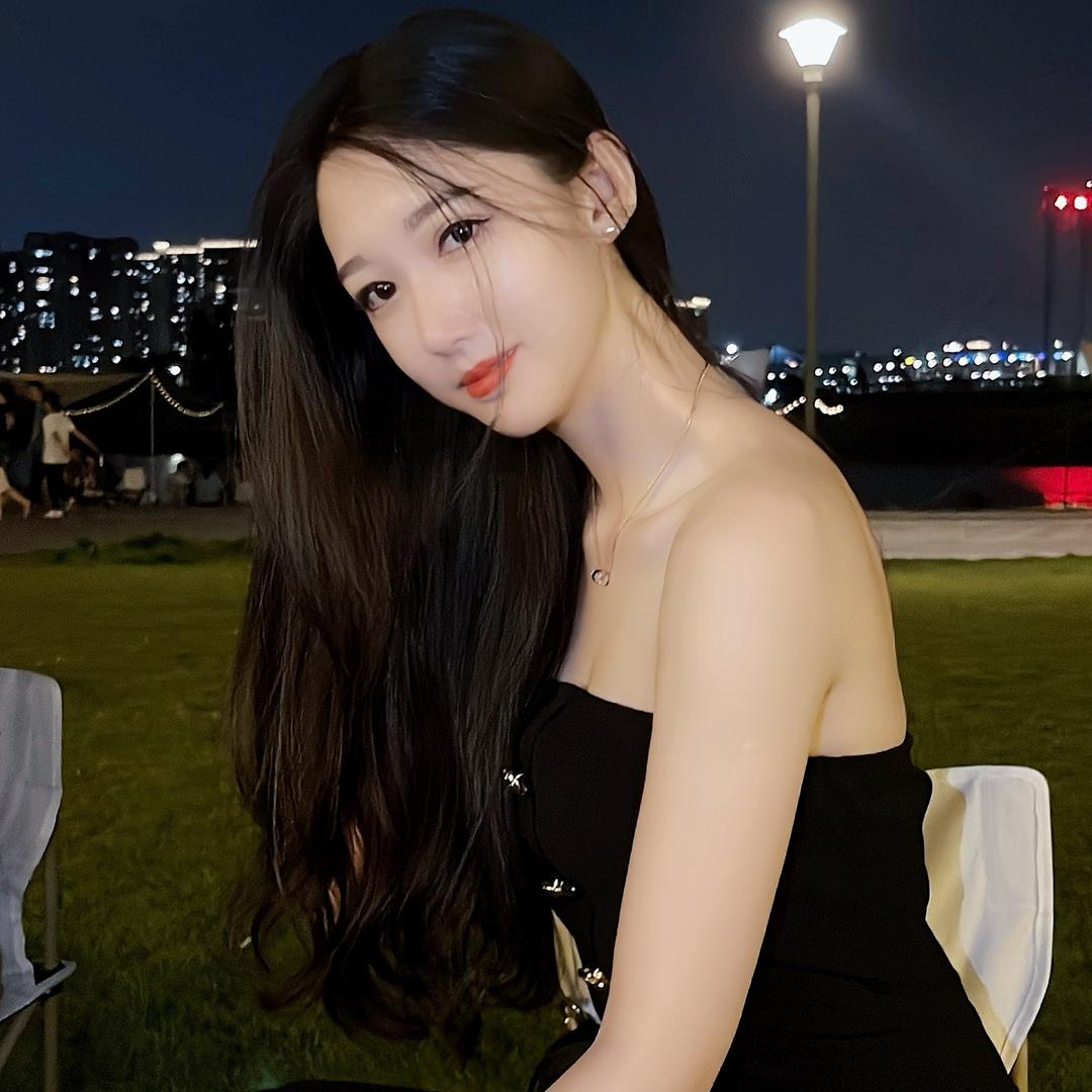 佛山泳儿👑