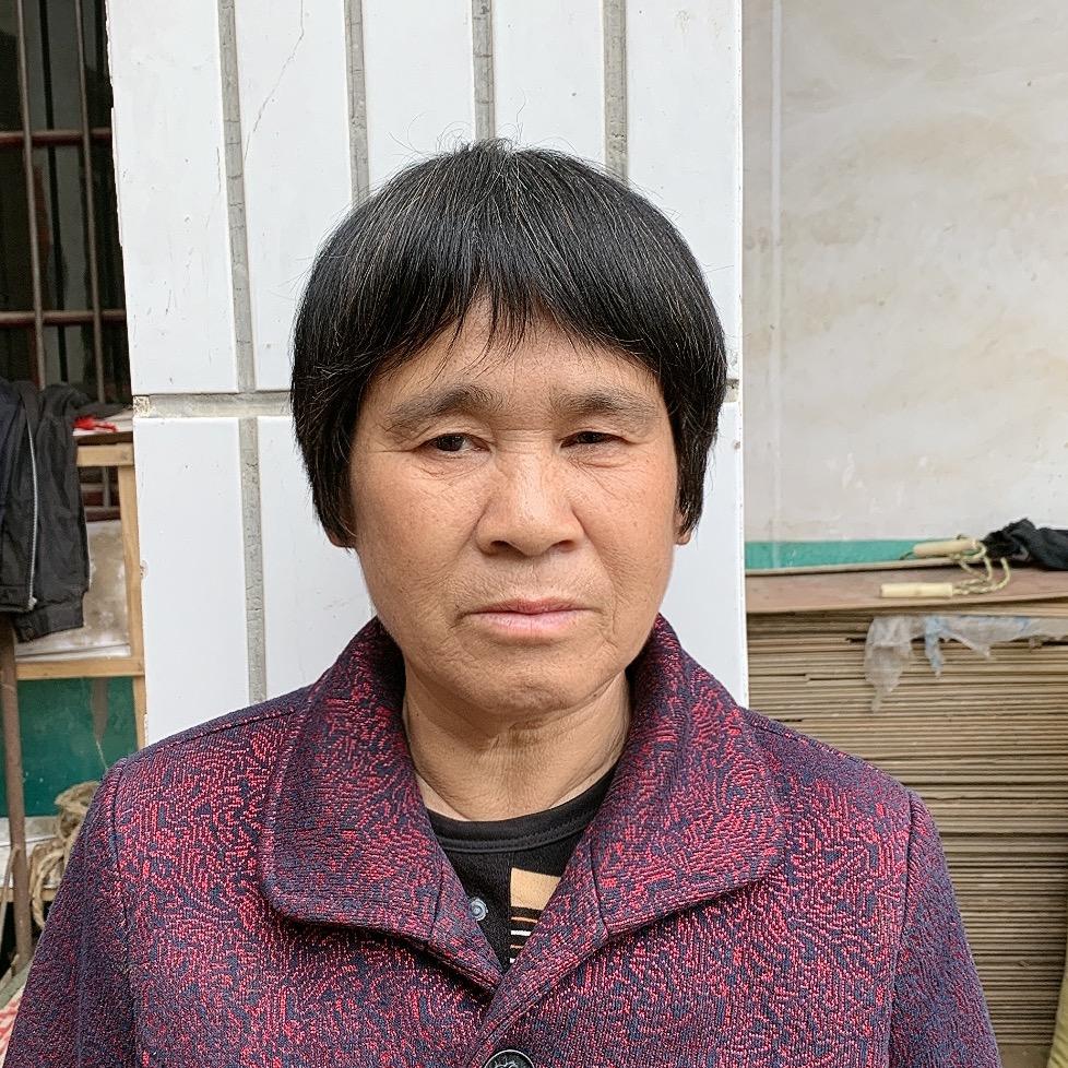 爱搞笑的老夫妻