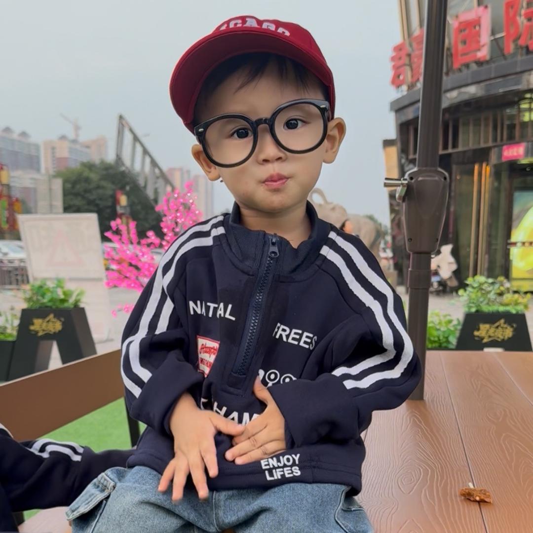 魏丞丞吖