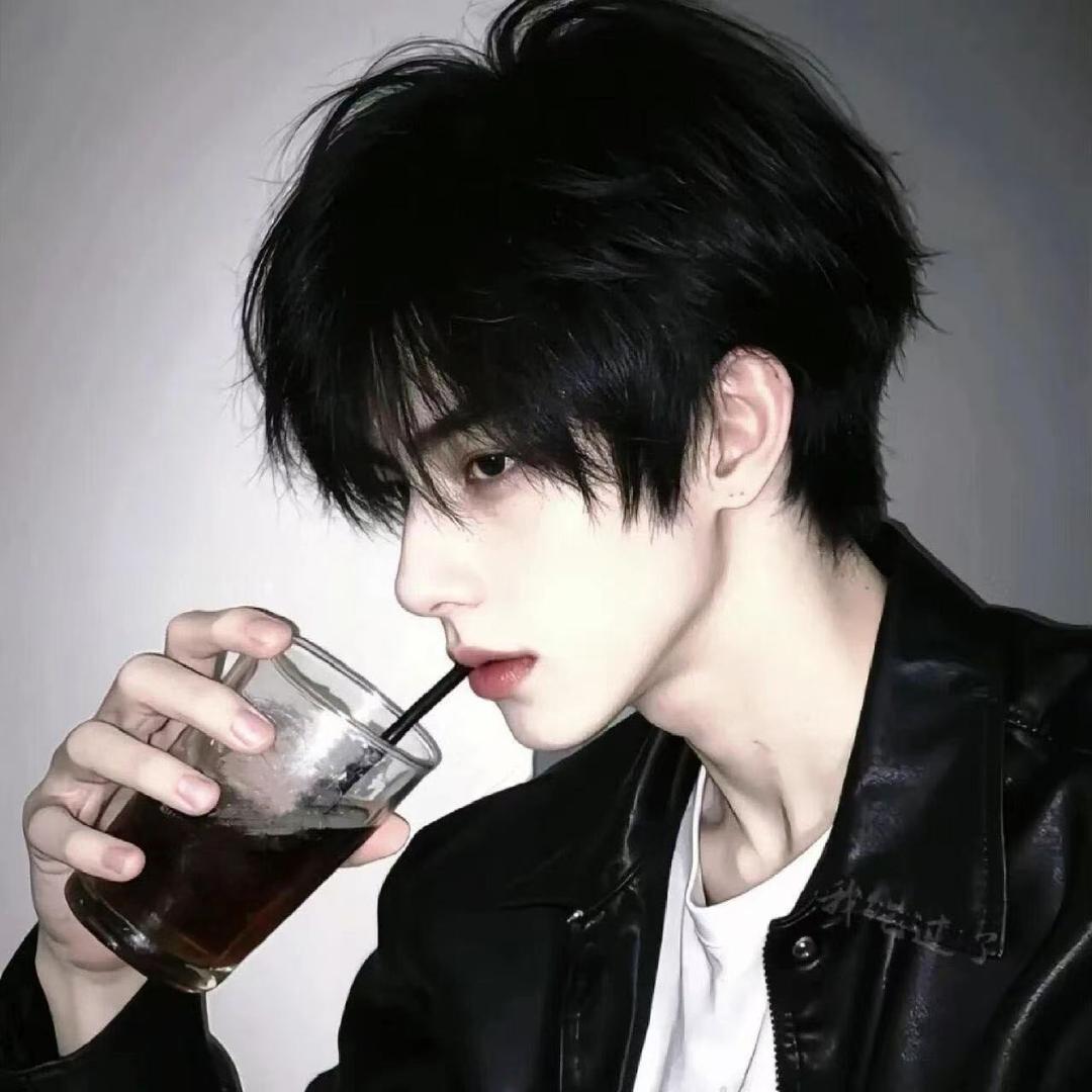 𝓩✨.酷白（顶尖）