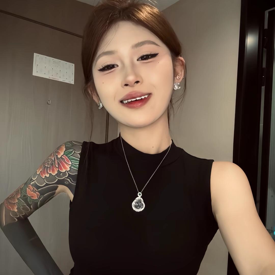 钻石文化传媒 小江.