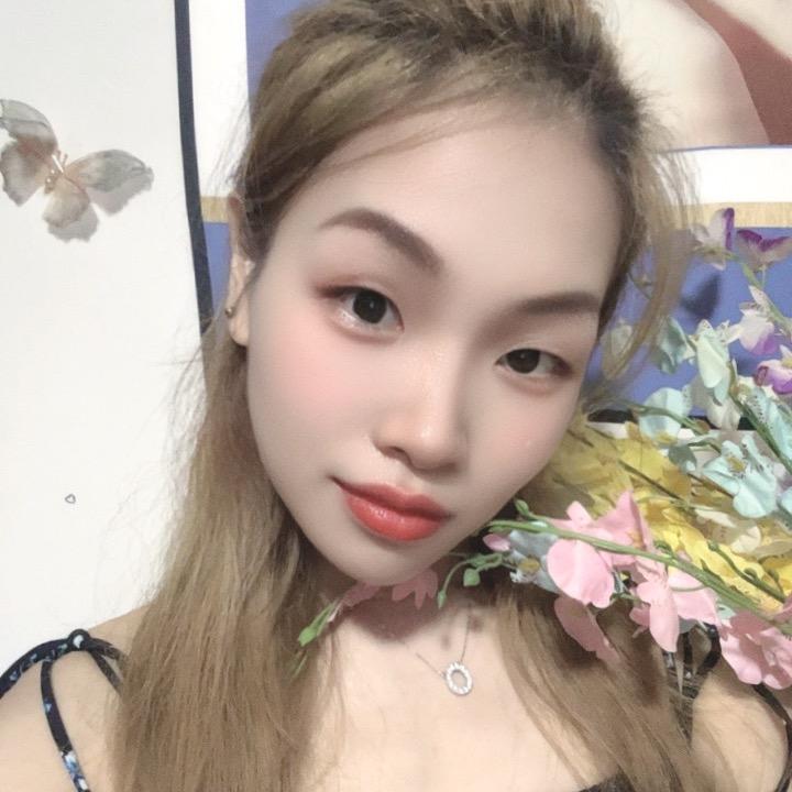 英子