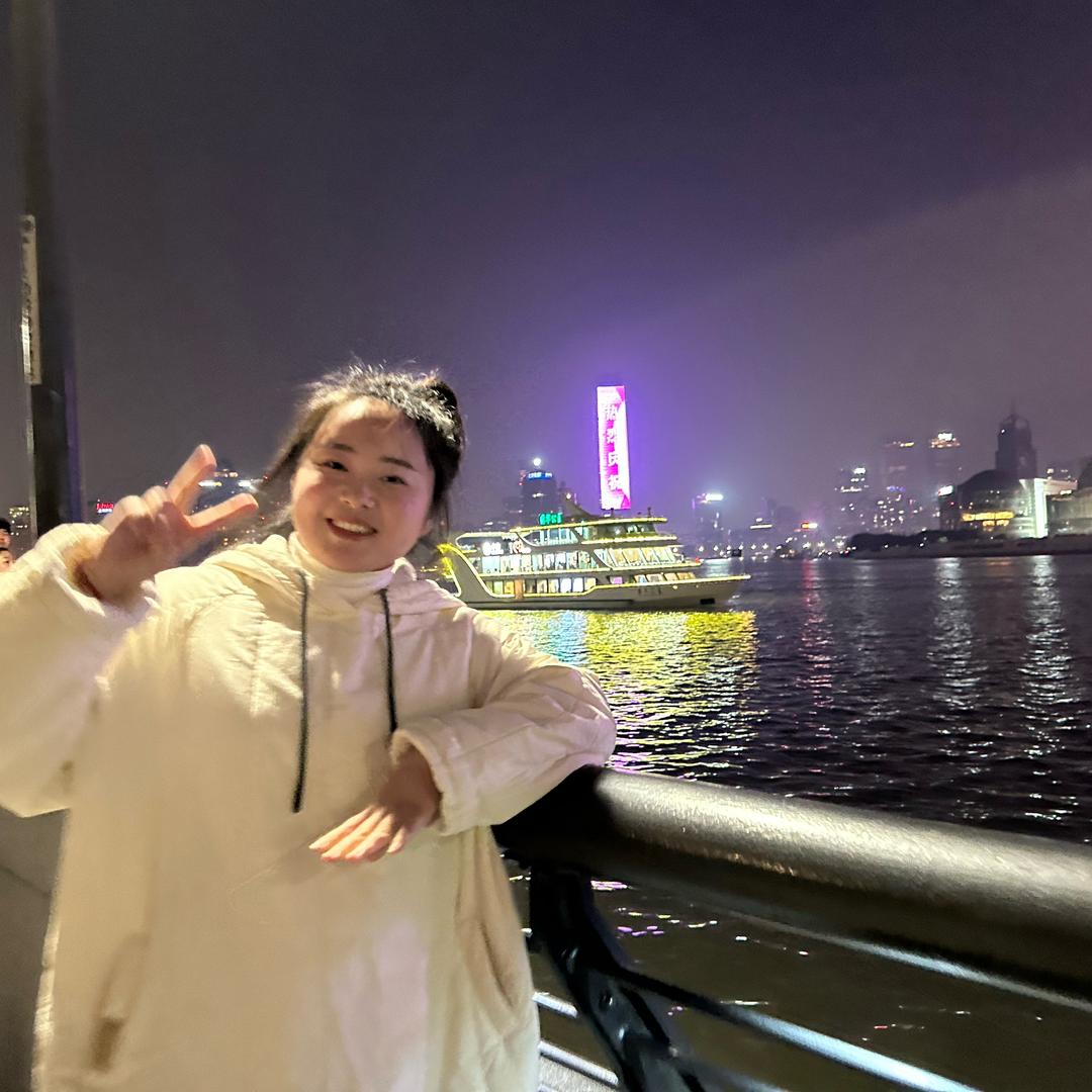 阳光下的小李