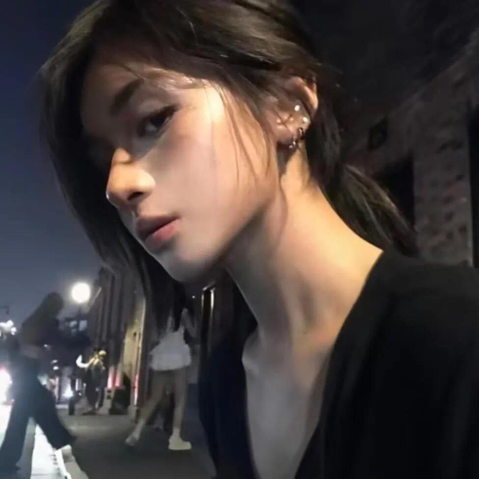 暗恋学校门口的鸡公煲