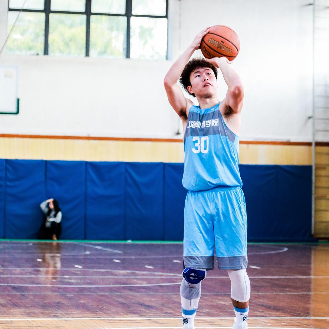 世钢不会运球-30号🏀